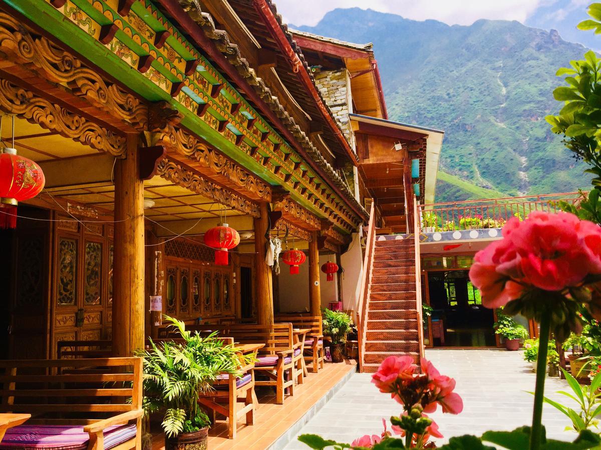 Tibet Guesthouse 虎跳峡卓玛客栈 Shangri-La Buitenkant foto